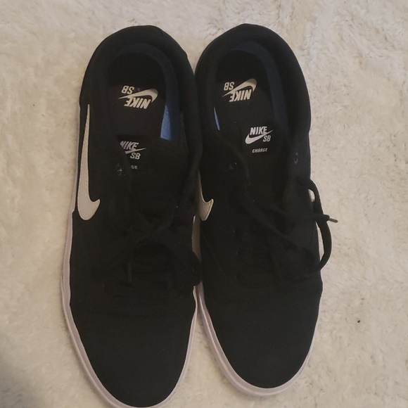 Nike SB CHARGE - Picture 4 of 6